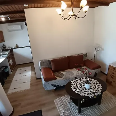 Szerencs-lak Apartmán Pellérd